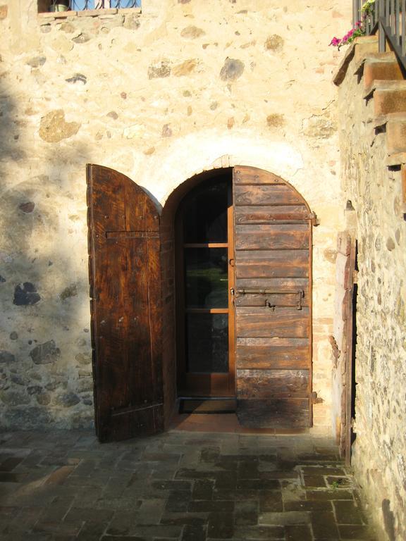 Agriturismo Il Casalino Pari Exterior photo