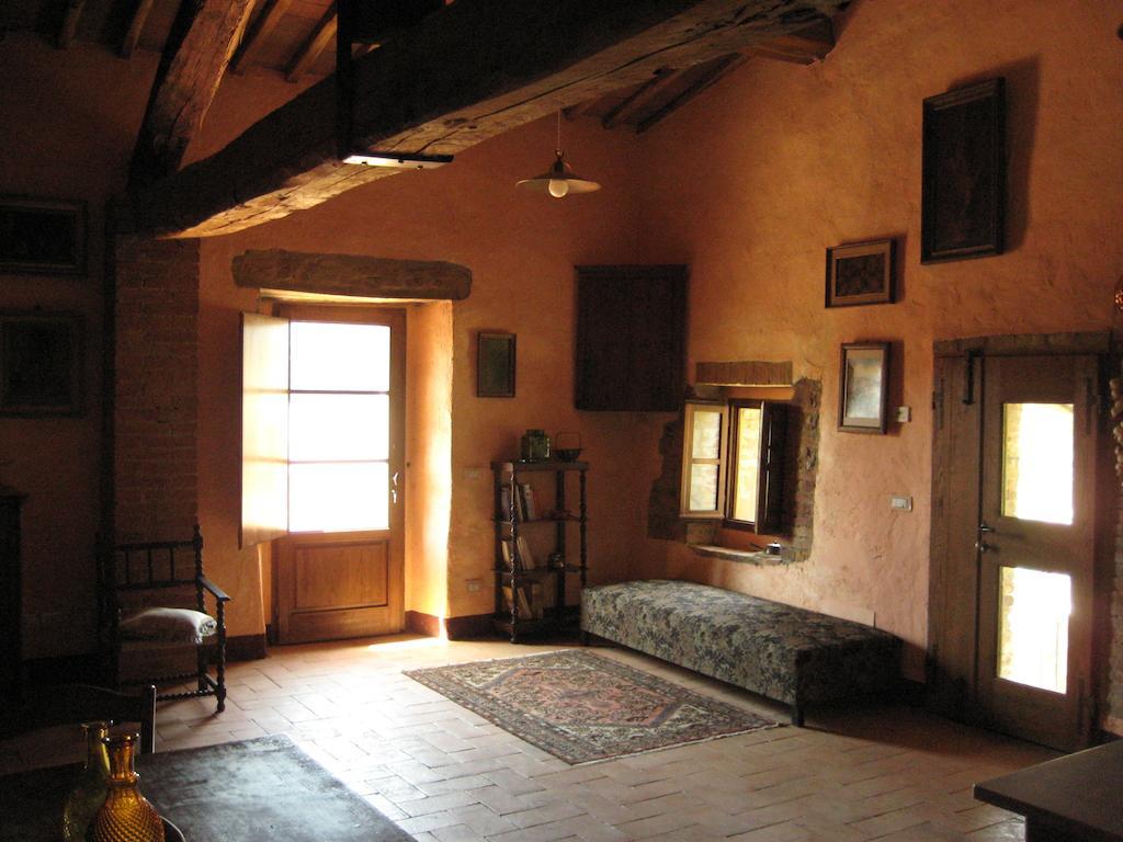 Agriturismo Il Casalino Pari Room photo