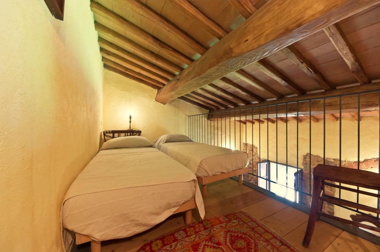 Agriturismo Il Casalino Pari Exterior photo