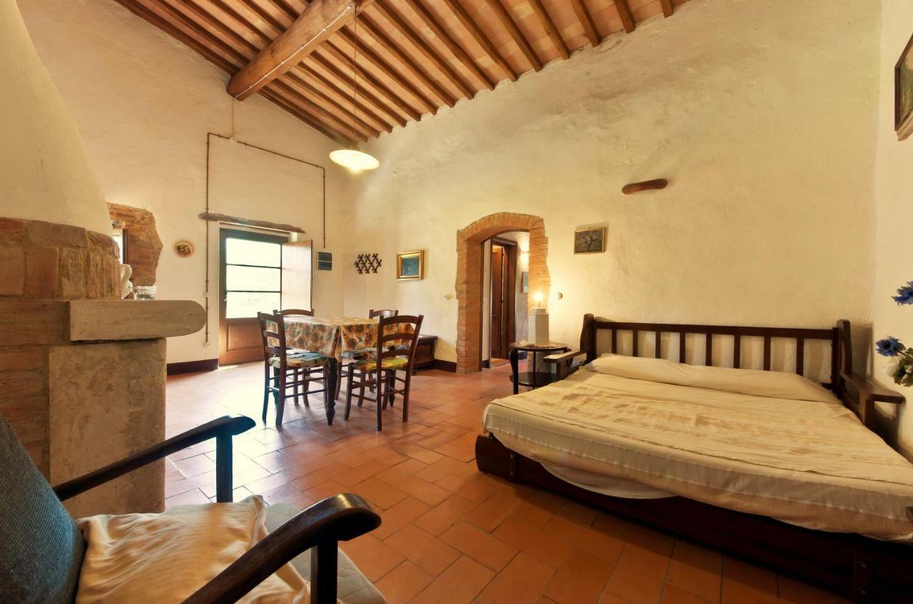 Agriturismo Il Casalino Pari Exterior photo