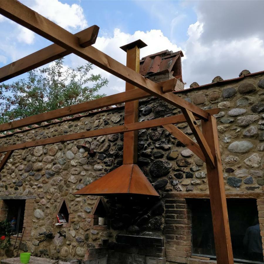Agriturismo Il Casalino Pari Exterior photo